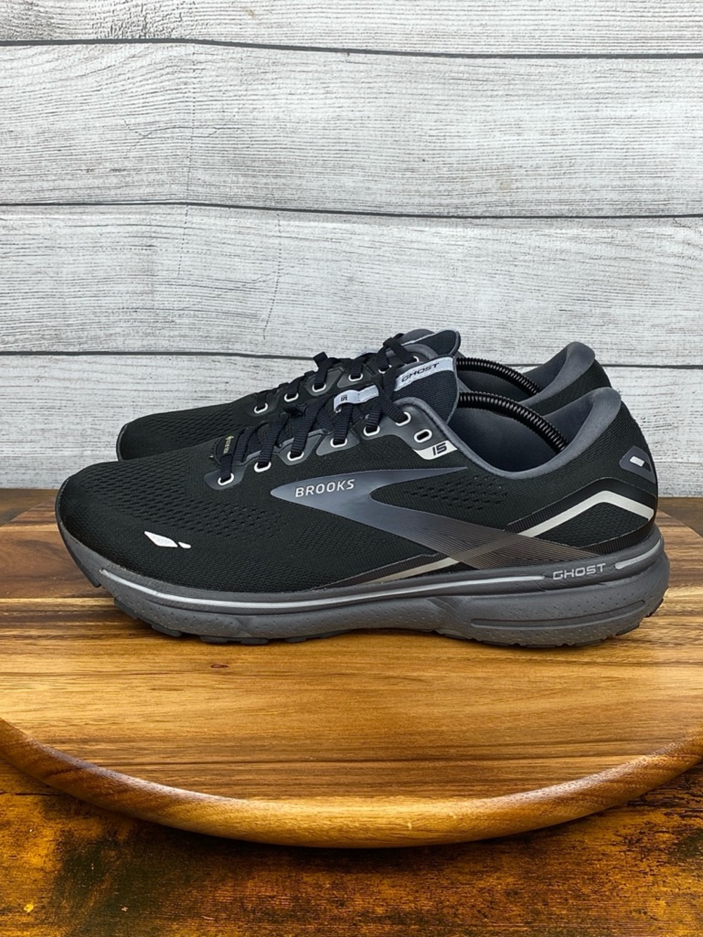 Brooks Men’s Ghost 15 GoreTex Black Grey Running Shoes 1103941D022 Size 12.5